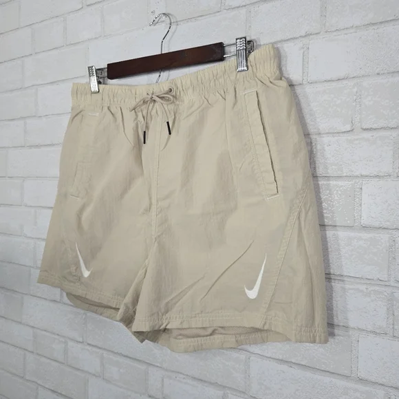 NIKE nylon shorts - Picture 5 of 12